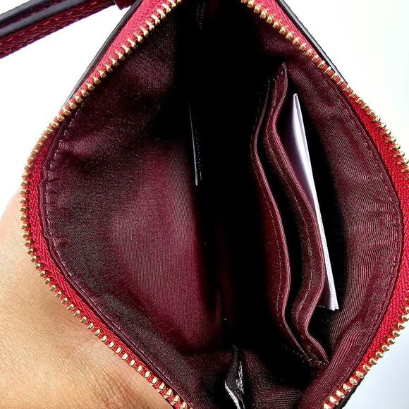 NWT Coach Red Leather Wristlet SOLD OUT COLOR on Coach website! - Picture 4 of 8
